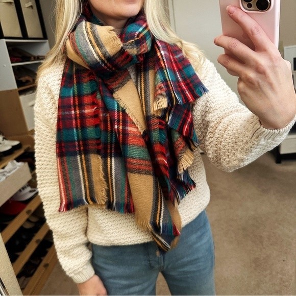 Target Merona Tartan Plaid Fall Winter Scarf Wrap Holiday - Picture 1 of 5
